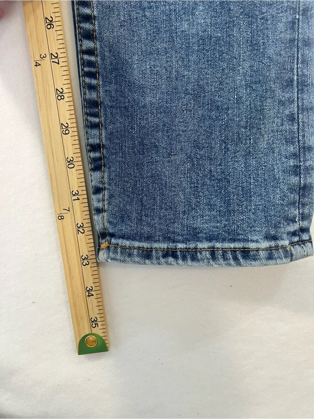 True Religion Mens Rocco Relaxed Skinny Jeans Blue Medium Wash Flap Pocket Sz 30
